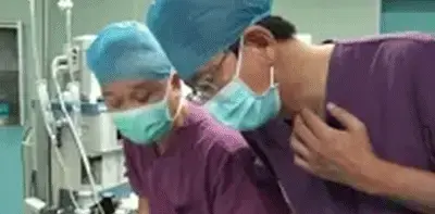 Aplicación de coablación en cirugía de cáncer de mama